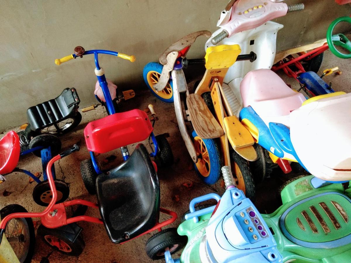 Ow Wilk - Pokoje I Domki Z Aneksami Kuchennymi, Parking, Plac Zabaw Łeba Esterno foto